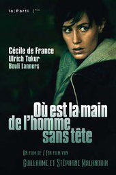 Où est la main de l'homme sans tête ?